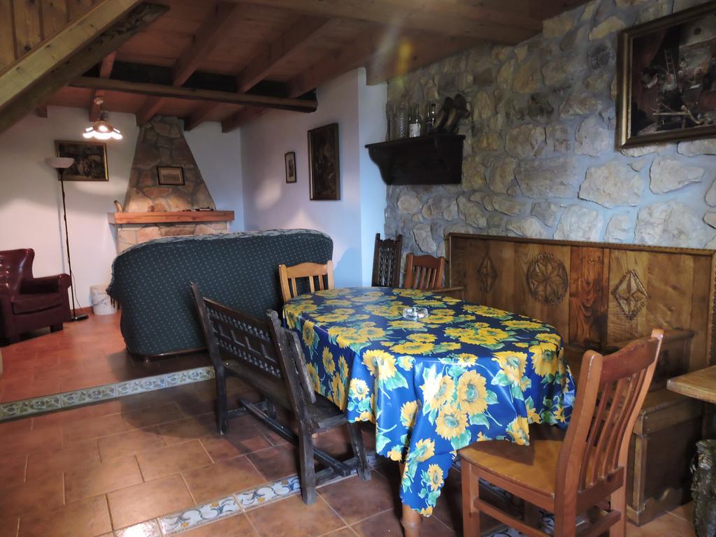 Ablanera 2 Guest House Cangas de Onis Ngoại thất bức ảnh